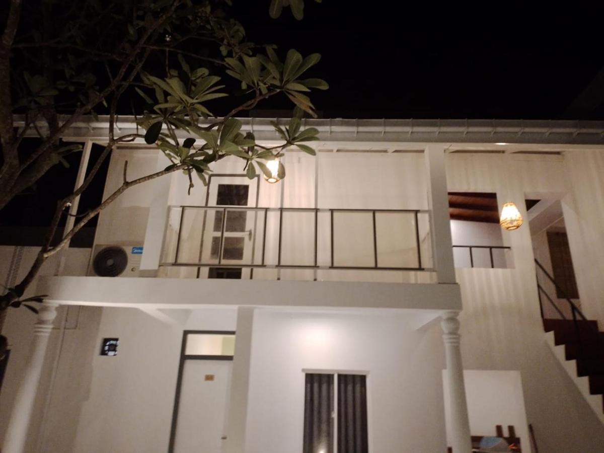 Anchorage Mirissa Hotel Exterior foto